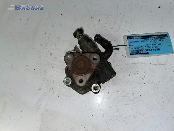 Usagé Pompe de direction Volkswagen Passat Variant (3B6) 1.9 TDI 130 Prix € 15,00 Règlement à la marge proposé par Autobedrijf Brooks