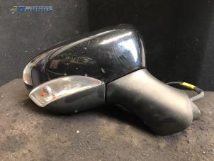 Used Wing mirror, right Renault Clio IV Estate/Grandtour (7R) 1.5 Energy dCi 90 FAP Price € 50,00 Margin scheme offered by Autobedrijf Brooks