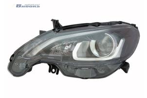 New Headlight, left Peugeot 108 Price on request offered by Autobedrijf Brooks