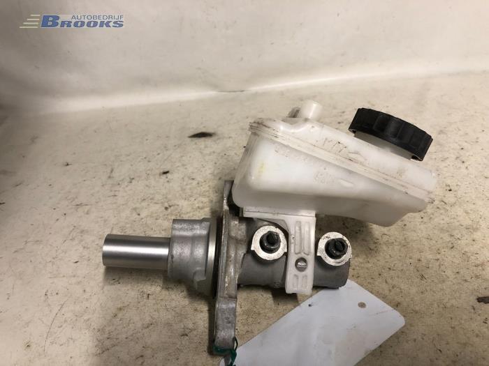 Begagnade Bromspump Citroen C1 1.0 12V Pris € 25,00 Marginaltabell erbjuds av Autobedrijf Brooks