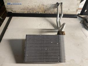 Used Heating radiator Peugeot 407 SW (6E) 2.0 HDiF 16V Price € 20,00 Margin scheme offered by Autobedrijf Brooks