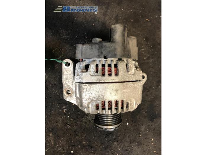 Begagnade Dynamo Opel Corsa C (F08/68) 1.3 CDTi 16V Pris € 30,00 Marginaltabell erbjuds av Autobedrijf Brooks