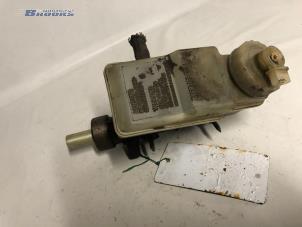 Usados Bomba de freno Volkswagen Transporter T4 1.9 D Precio € 20,00 Norma de margen ofrecido por Autobedrijf Brooks