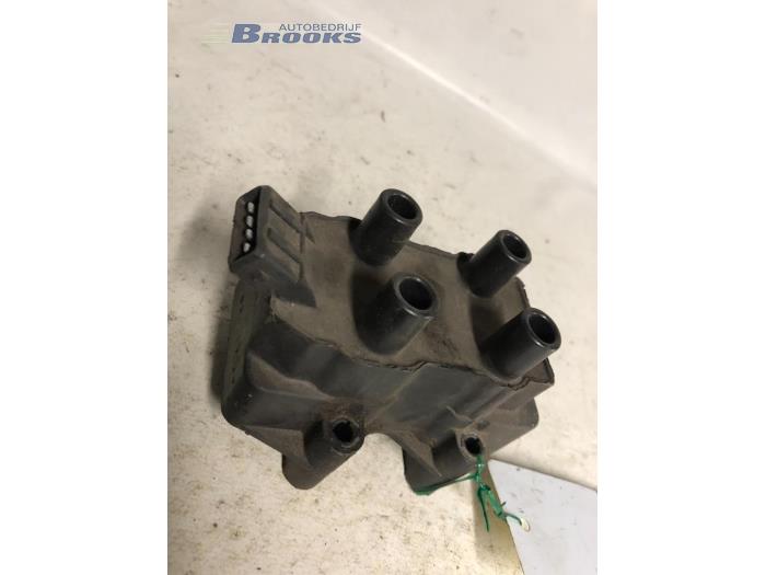 Gebrauchte Zündspule Peugeot 306 (7A/C/S) 1.4 XN,XR,XA,XRA Preis € 20,00 Margenregelung angeboten von Autobedrijf Brooks