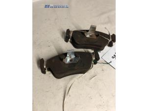 Used Front brake pad BMW 3 serie Touring (E46/3) 320d 16V Price € 15,00 Margin scheme offered by Autobedrijf Brooks