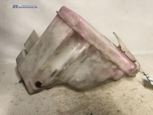 Used Front windscreen washer reservoir BMW 3 serie Touring (E46/3) 320d 16V Price € 15,00 Margin scheme offered by Autobedrijf Brooks