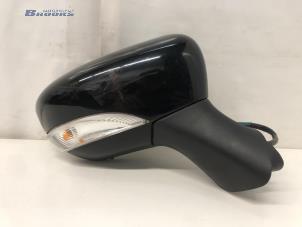 Used Wing mirror, right Renault Clio IV (5R) 1.5 Energy dCi 90 FAP Price € 50,00 Margin scheme offered by Autobedrijf Brooks
