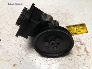 Used Power steering pump BMW 3 serie Touring (E46/3) 320d 16V Price € 15,00 Margin scheme offered by Autobedrijf Brooks