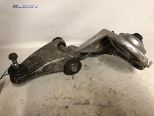 Usados Brazo portante lado superior izquierda delante Alfa Romeo 147 (937) 1.6 Twin Spark 16V Precio € 15,00 Norma de margen ofrecido por Autobedrijf Brooks