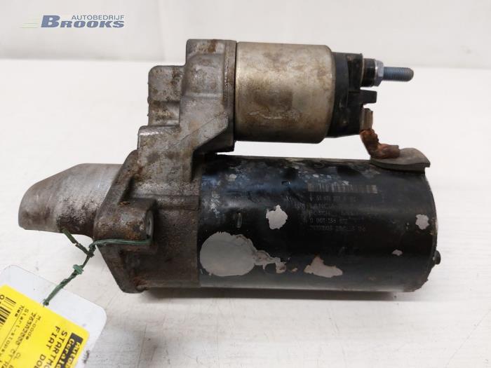 Usagé Démarreur Fiat Doblo Cargo (263) 1.3 MJ 16V DPF Euro 5 Prix € 10,00 Règlement à la marge proposé par Autobedrijf Brooks