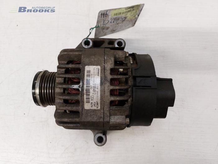 Begagnade Dynamo Fiat Doblo Cargo (263) 1.3 MJ 16V DPF Euro 5 Pris € 30,00 Marginaltabell erbjuds av Autobedrijf Brooks