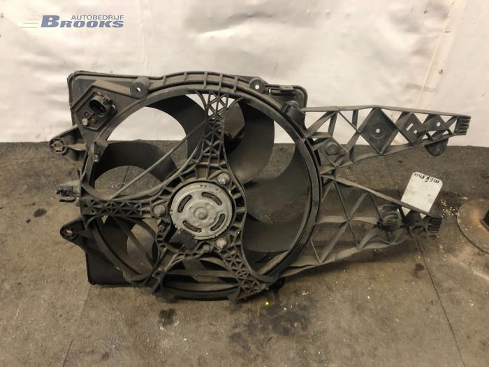 Używane Wentylator Fiat Punto Evo (199) 1.3 JTD Multijet 85 16V Cena € 30,00 Procedura marży oferowane przez Autobedrijf Brooks