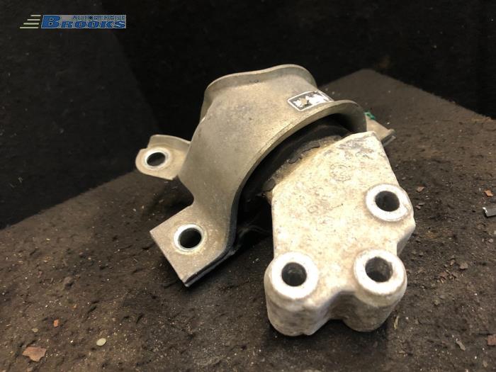 Used Engine mount Fiat Panda (169) 1.2 Fire Price € 15,00 Margin scheme offered by Autobedrijf Brooks