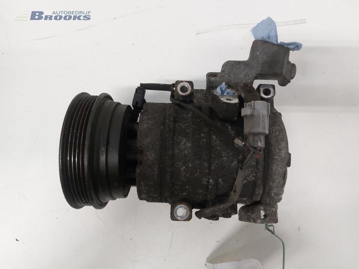 Usagé Pompe clim Toyota RAV4 (A2) 2.0 D-4D 16V 4x4 Prix € 60,00 Règlement à la marge proposé par Autobedrijf Brooks