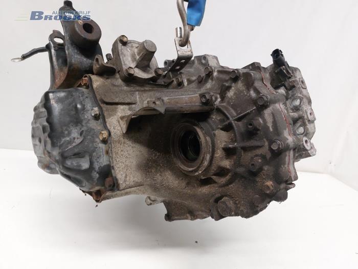 Gearbox Toyota RAV4 2.0 D-4D 16V 4x4 - 3030042140 1CD E353F