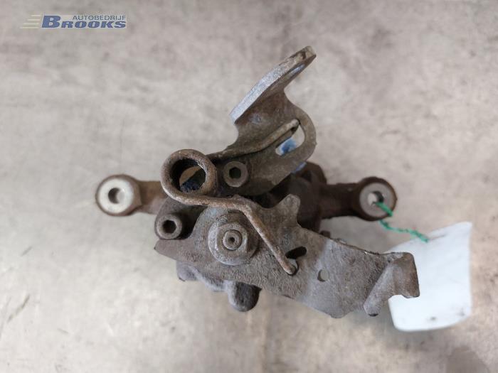 Rear brake calliper, right from a Volkswagen Touran (1T3) 1.2 TSI 2012