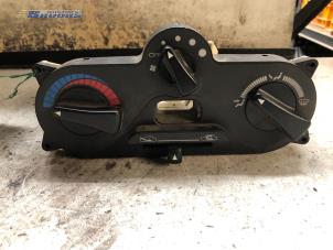 Used Heater control panel Mitsubishi Carisma 1.6i 16V Price € 10,00 Margin scheme offered by Autobedrijf Brooks