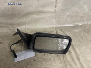 Used Wing mirror, right Volkswagen Vento (1H2) 1.9 TDI Price € 10,00 Margin scheme offered by Autobedrijf Brooks