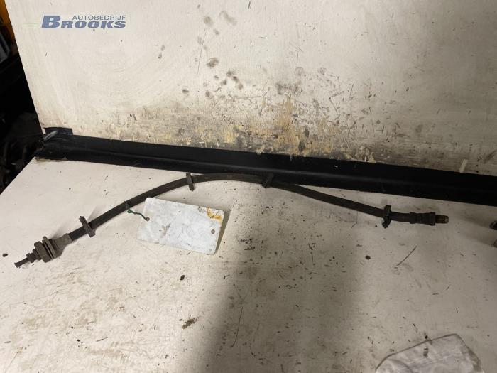 Gebrauchte Bremsschlauch hinten Iveco New Daily III 35S15V,C15V 2.8 TDI Unijet Preis € 10,00 Margenregelung angeboten von Autobedrijf Brooks