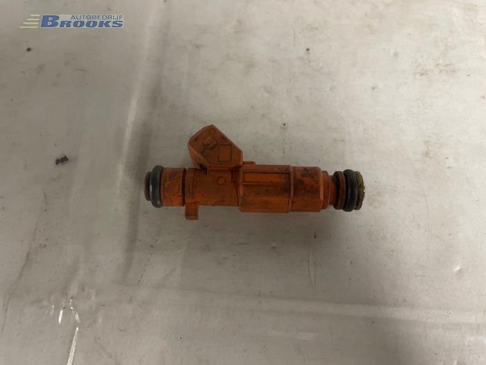 Usagé Injecteur (injection essence) Alfa Romeo 156 (932) 1.6 Twin Spark 16V Prix € 10,00 Règlement à la marge proposé par Autobedrijf Brooks