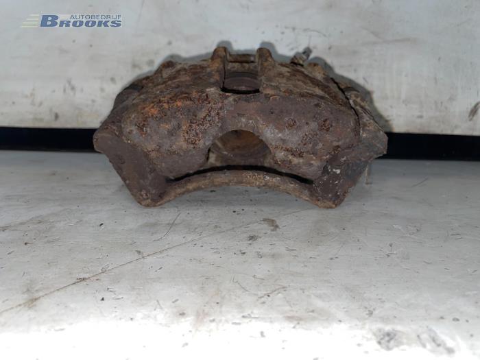 Gebrauchte Bremszange links vorne Volkswagen Vento (1H2) 1.9 TDI Preis € 10,00 Margenregelung angeboten von Autobedrijf Brooks