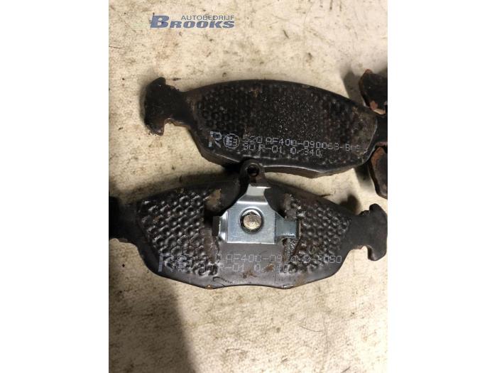Front brake pad from a Opel Corsa B (73/78/79) 1.5D 1995