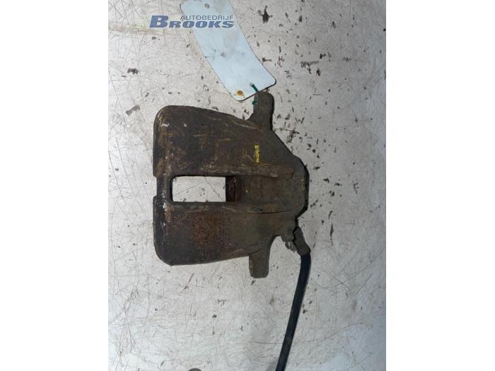 Gebrauchte Bremszange links vorne Volkswagen Golf III (1H1) 1.9 TDI Preis € 10,00 Margenregelung angeboten von Autobedrijf Brooks