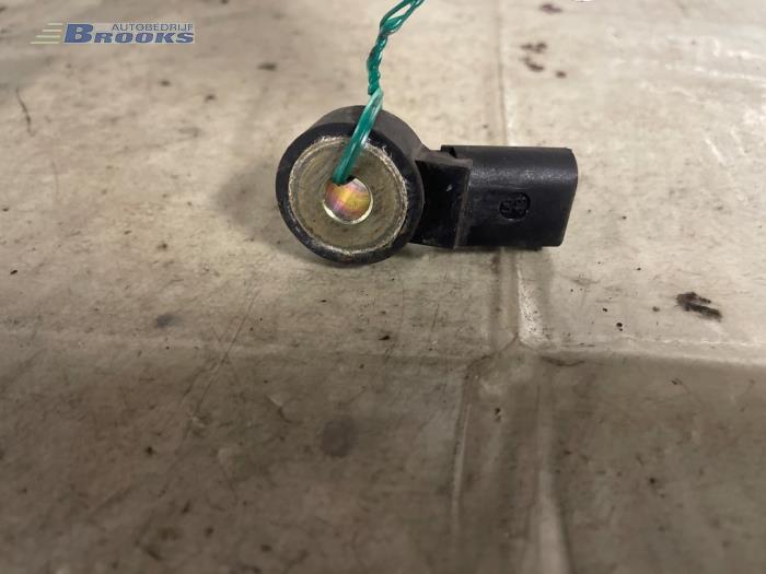 Detonation sensor from a Volkswagen Beetle 2000
