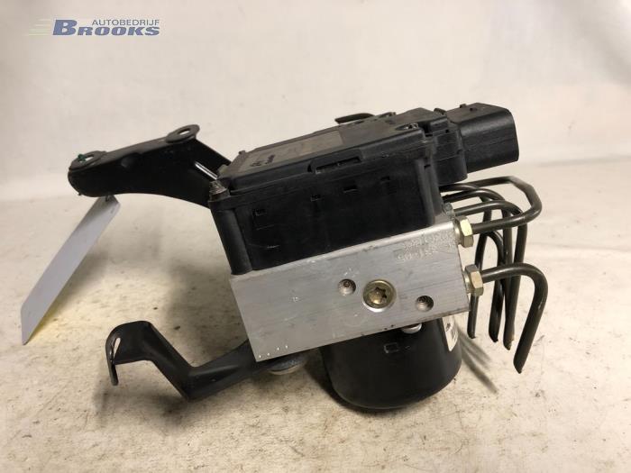 ABS pump from a Ford Focus 1 1.4 16V 2002