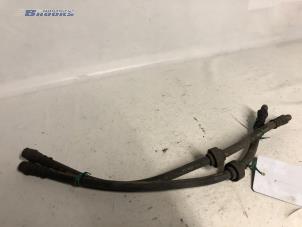 Used Front brake hose Opel Vivaro 1.9 DI Price € 15,00 Margin scheme offered by Autobedrijf Brooks