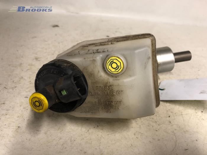 Brake pump from a Renault Clio II (BB/CB) 1.4 1999