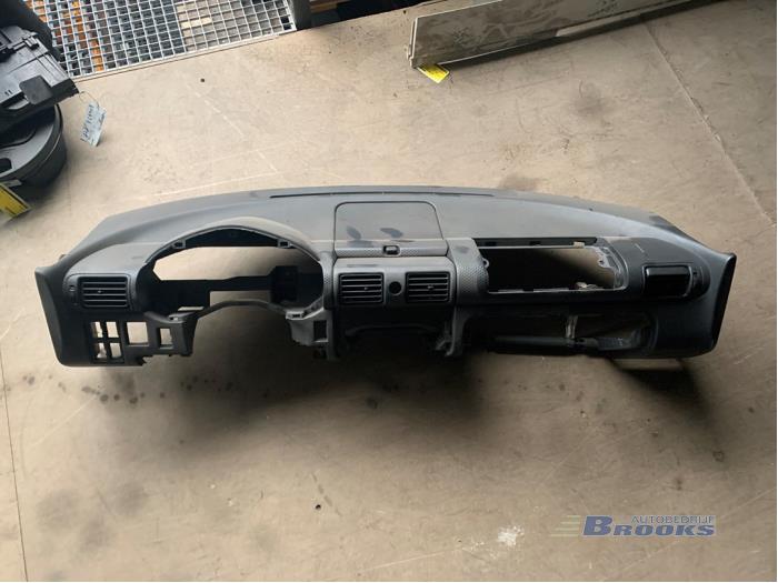 Używane Panel Toyota MR2 (ZZW30) 1.8 16V VT-i Cena € 25,00 Procedura marży oferowane przez Autobedrijf Brooks