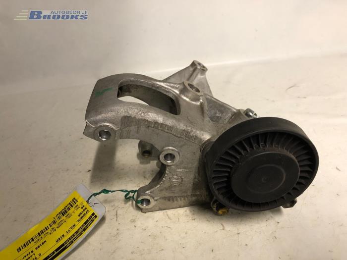 Usados Rodillo tensor correa múltiple Rover 45 1.4 16V Precio € 20,00 Norma de margen ofrecido por Autobedrijf Brooks