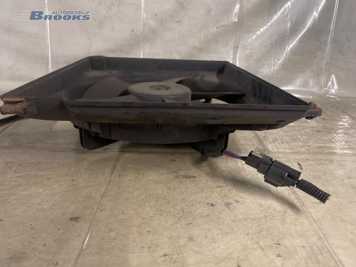 Używane Silnik wentylatora Daewoo Lanos (TA/TF08/48/86) 1.3 Cena € 20,00 Procedura marży oferowane przez Autobedrijf Brooks