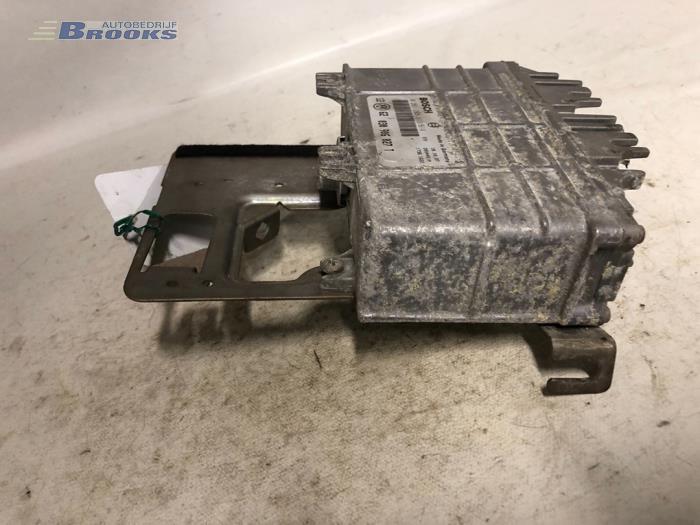 Used Engine management computer Volkswagen Golf III (1H1) 1.4 CL Price € 20,00 Margin scheme offered by Autobedrijf Brooks