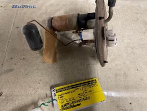 Usados Bomba eléctrica de combustible Subaru Vivio (KK/KW3) 0.7 GLi,GLi ECVT Precio € 10,00 Norma de margen ofrecido por Autobedrijf Brooks