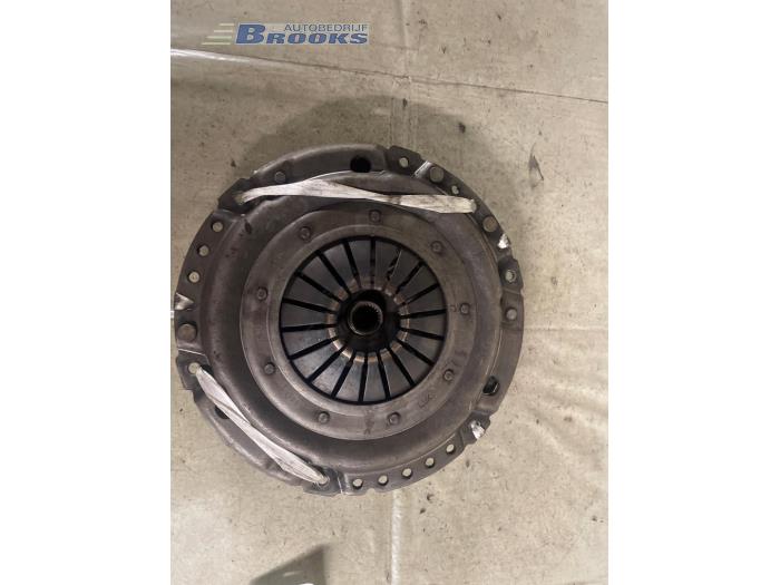 Gebrauchte Kupplungsset (komplett) Opel Vectra Preis € 25,00 Margenregelung angeboten von Autobedrijf Brooks