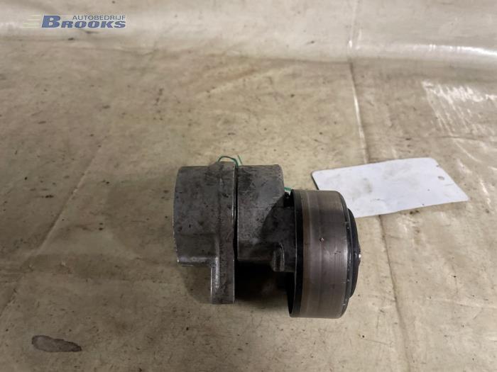 Usados Rodillo tensor correa múltiple Chevrolet Tacuma 1.6 16V Precio € 20,00 Norma de margen ofrecido por Autobedrijf Brooks