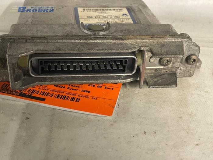 Used Engine management computer Renault Clio II Societe (SB) 1.9 D Price € 42,50 Margin scheme offered by Autobedrijf Brooks
