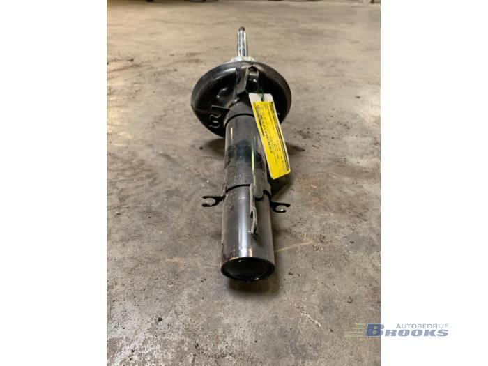 Front shock absorber rod, right from a Audi TT 1999
