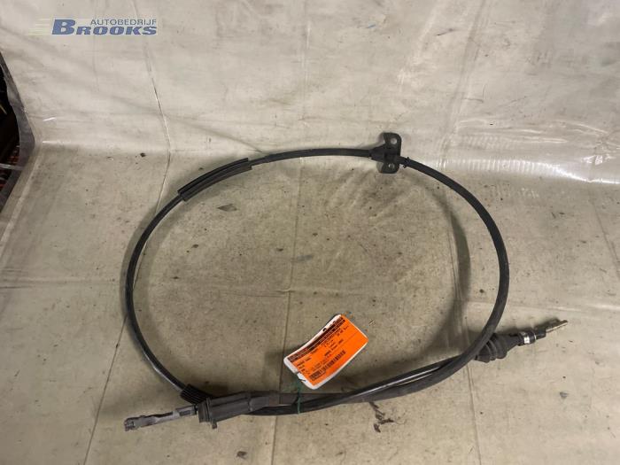 Usagé Câble frein à main Volvo S60 I (RS/HV) 2.4 D5 20V Prix € 15,00 Règlement à la marge proposé par Autobedrijf Brooks