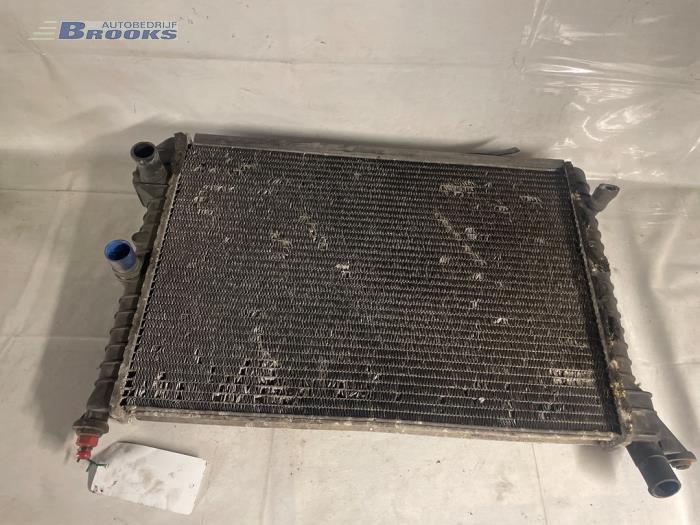 Radiator from a Volvo 440 1.9 DL/GLE TD 1995