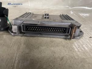 Engine management computer from a Renault Megane Scénic (JA) 1.6 16V RT,RXE,RXT 1999