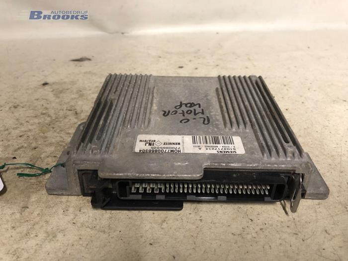 Used Engine management computer Renault Megane Scénic (JA) 2.0 RT Price € 37,50 Margin scheme offered by Autobedrijf Brooks