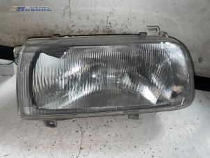Used Headlight, left Volkswagen Vento (1H2) 1.8 i Price € 10,00 Margin scheme offered by Autobedrijf Brooks