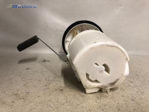 Used Electric fuel pump Ford Fiesta 5 (JD/JH) 1.4 16V Price € 15,00 Margin scheme offered by Autobedrijf Brooks
