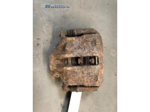 Used Front brake calliper, left Audi 80 (B4) 2.0 E Price € 10,00 Margin scheme offered by Autobedrijf Brooks