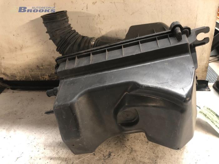 Begagnade Luftfilterhus Ford KA Pris € 20,00 Marginaltabell erbjuds av Autobedrijf Brooks
