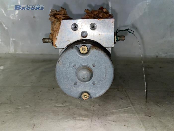 Gebrauchte ABS Pumpe Peugeot 306 Break (7E) 1.4 XN,XR Preis € 20,00 Margenregelung angeboten von Autobedrijf Brooks