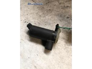 Used Windscreen washer pump Ford Mondeo Price € 5,00 Margin scheme offered by Autobedrijf Brooks